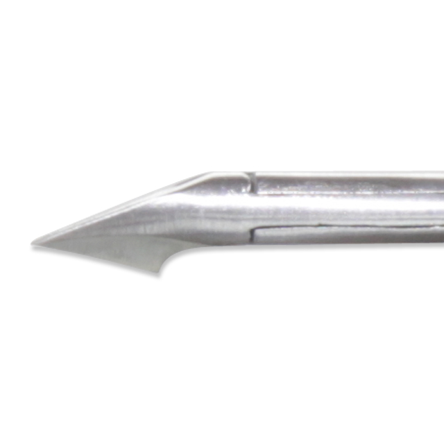 cuticles pliers with arched blade